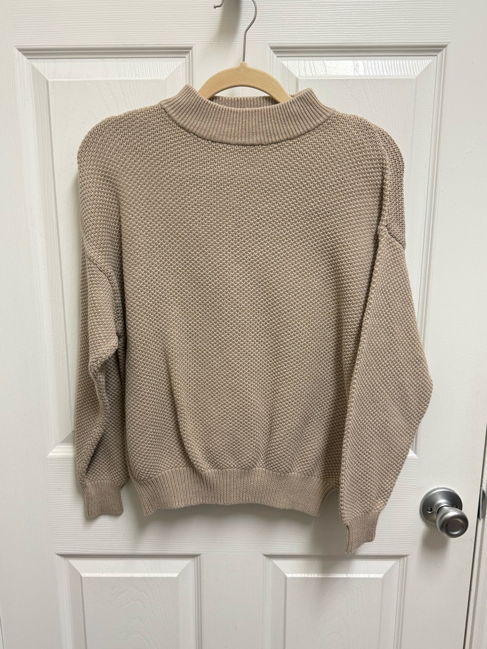 Uniqlo Beige Knit Mockneck Sweater
